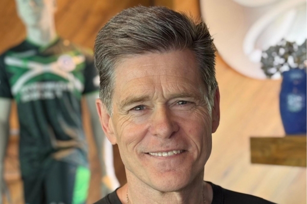 Rob McDonald (67): Fit, dankbaar en vol energie – mijn geheim voor gezond ouder worden